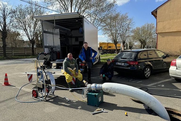 Probleme la canalizare? Exista solutii moderne de reparatie fara sapatura 1 E:\Terra Sacrae Agency\Work\dr conducte\articole\Probleme la canalizare Exista solutii moderne de reparatie fara sapatura