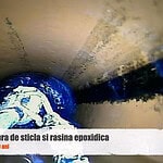 Lucrarea a inceput cu verificarea zonei afectate pentru a stabili exact pozitia defectului si amploarea problemei. In orice reparatie canalizare fara sapatura, evaluarea initiala este esentiala, mai ales atunci cand defectul apare intr-o jonctiune, unde continuitatea si etanseitatea trebuie refacute precis. In acest caz, analiza a confirmat ca problema era localizata in zona de legatura dintre segmentele de canalizare, fara sa fie necesara o interventie extinsa pe intregul traseu.