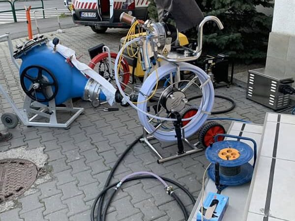 Camasuire conducte canalizare pentru reabilitarea tronsoanelor afectate din reteaua imobilului Camasuire conducte canalizare pentru reabilitarea tronsoanelor afectate din reteaua imobilului
